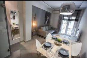 Giannis House